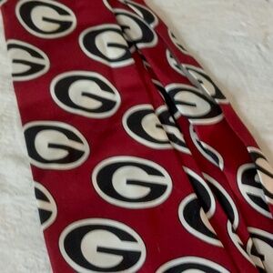 UGA tie vintage   silk
